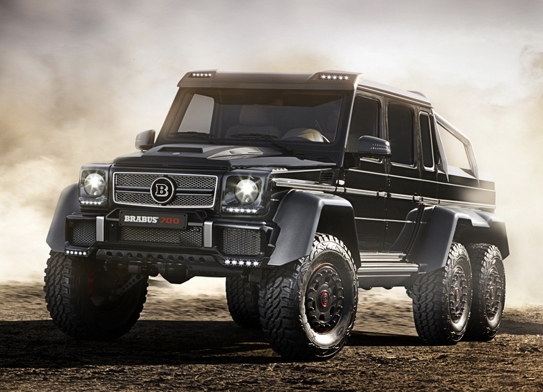 Уникальный шестиколесный пикап Mercedes-AMG продают за 151 миллион рублей