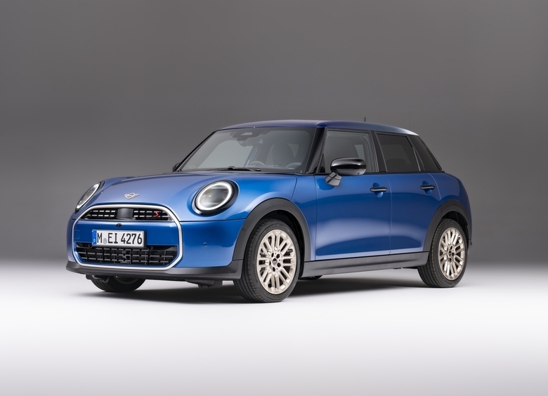 MINI Cooper четвертого поколения получил пятидверную версию