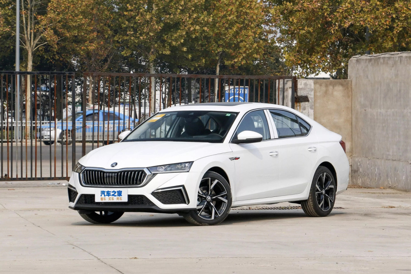 Убийственная неопределенность: Skoda пытается вернуться в РФ через Казахстан