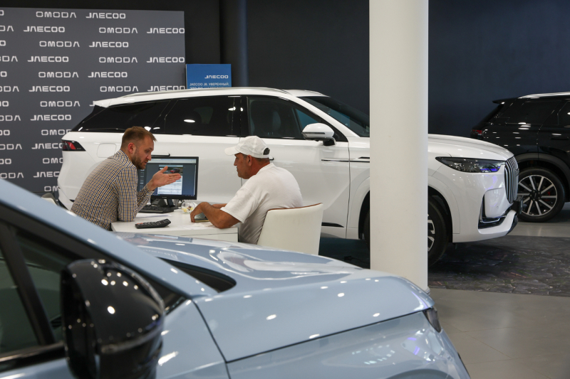 Все нормально, падаем: чего ждать дальше от российского рынка новых автомобилей