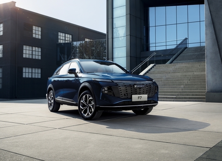Haval раскрыл подробности о новом F7 для России