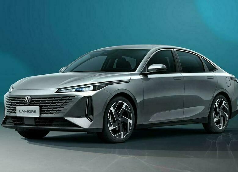 Changan Lamore продвинулся по карьерной лестнице в такси