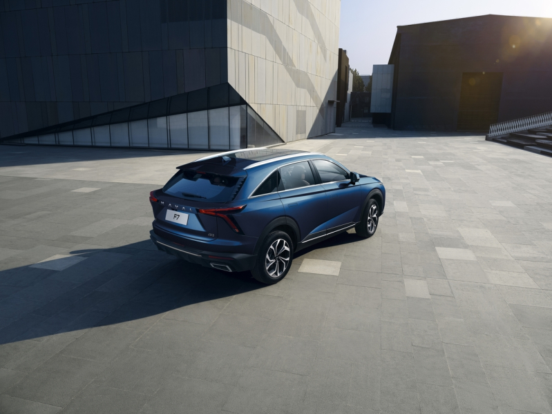 Haval раскрыл подробности о новом F7 для России