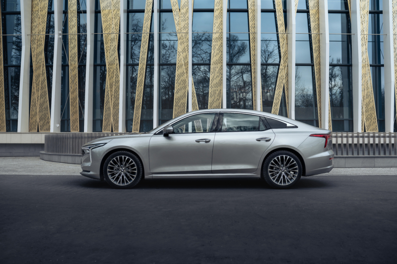 Жизнь после Audi: тест-драйв лифтбэка Bestune B70